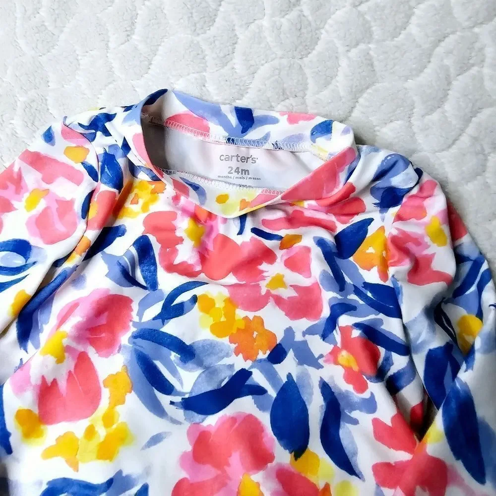 Carter's swimsuit set floral watercolor rashguard hat bottoms 24M 24 months - Picture 3 of 8